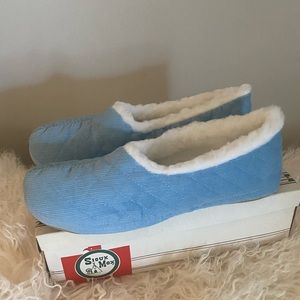 New- Sioux Mox Bedroom Slippers- Blue - Size 10